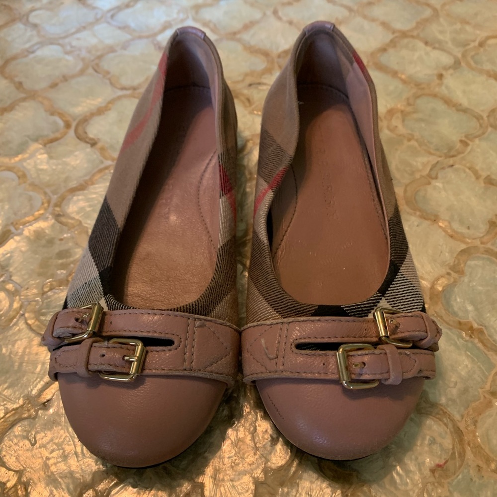 Burberry ballet flats